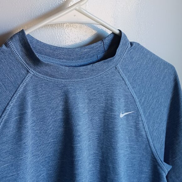 Mens Nike Blue Dri-Fit Moisture Wicken Size‎ Small Active wear T-Shirt C30 - Picture 5 of 6